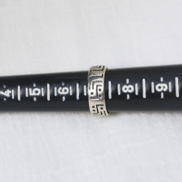 Vintage Sterling Silver .925 Ring - Picture 4 of 4